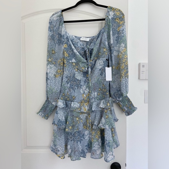 **NEW** ASTR Marietta Mini Dress Size Medium Blue Multi NWT - Picture 2 of 3